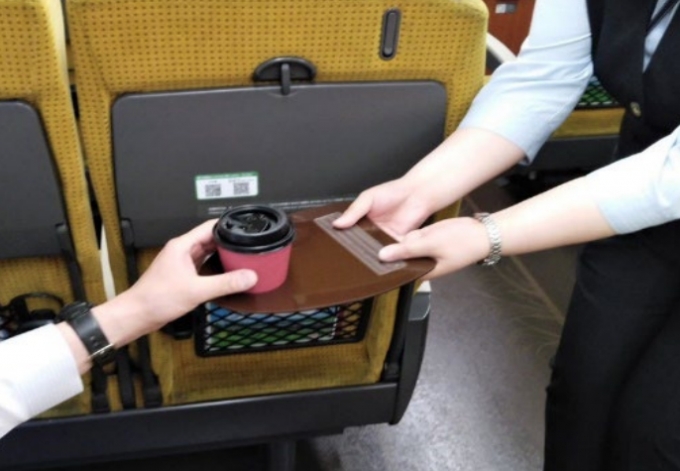 画像：再び美味しいコーヒーが楽しめます - 「上越新幹線、3年ぶりの「ホットコーヒー」復活！7/8から試行販売開始」