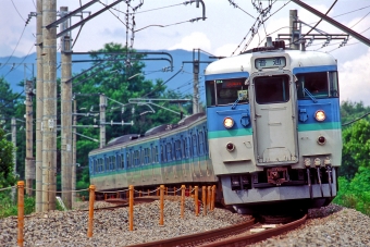 ニュース画像：現役時代の中央本線を走行する「クハ115-1106」(115系 丹波篠山さん 2003年06月30日撮影)