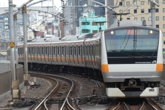ニュース画像：中央線(E233系 Silence-Suzumeさん 2022年07月18日撮影)