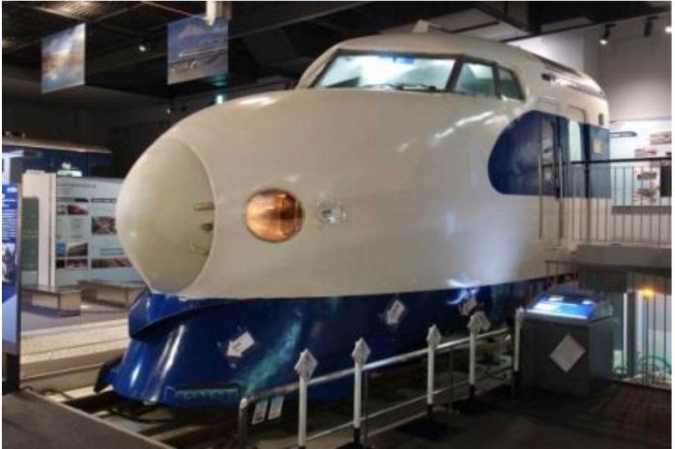 ニュース画像：人気投票1位の21形式新幹線電車 - 「鉄道博物館、1月末までの「鉄はじめ 2018」で車内特別公開や車両ステーション探検」