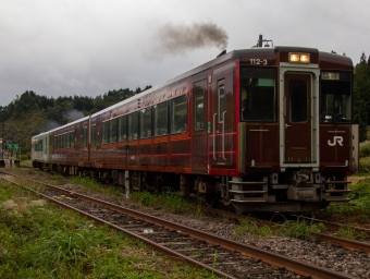 ニュース画像：国鉄カラー車両ラッピング(キハ100・110系 Mameさん 2022年10月10日撮影)