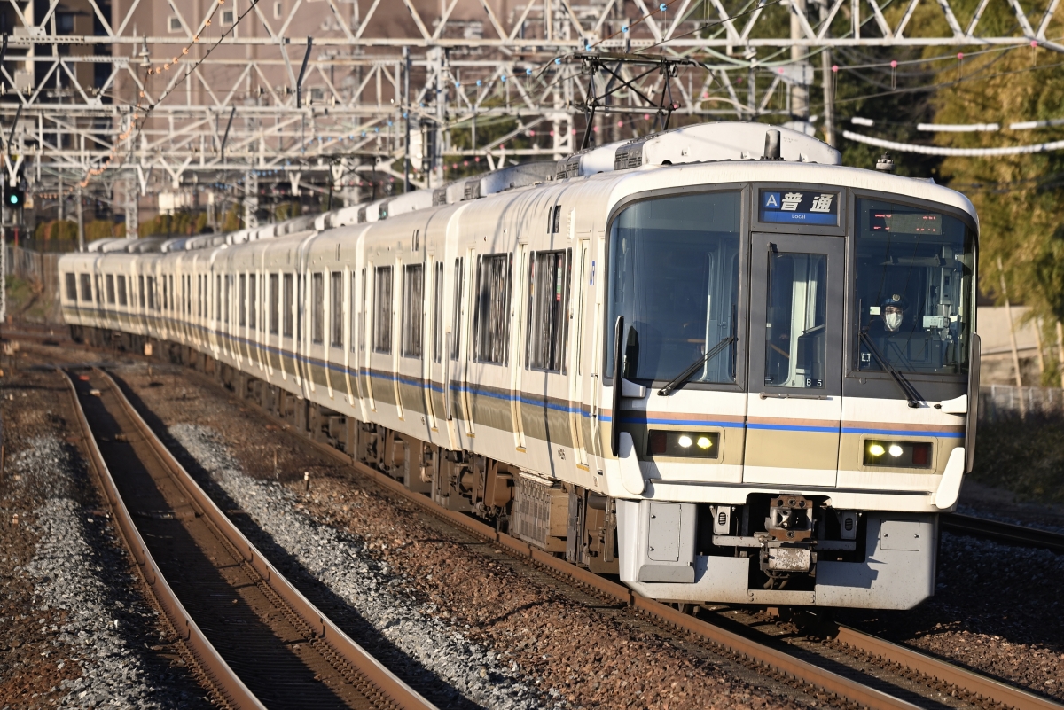 ＪＲ西日本全線の新幹線、特急、普通列車の普通車自由席一日乗り放題 節約