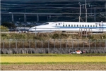 ニュース画像：東海道新幹線 x F1マシンが爆走対決！ - 「新幹線 x F1マシンが競走？！史上最速のランデブー走行が日本で実現 」