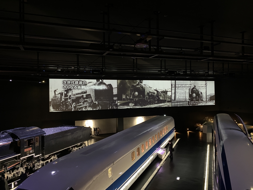 ニュース画像 15枚目：シンボル展示3両のスピードの歴史を上映