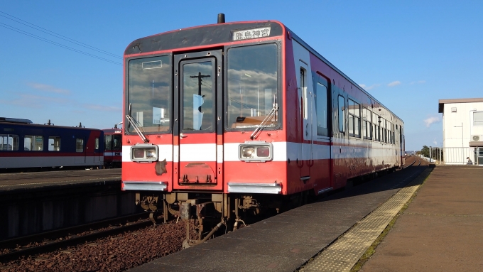 ニュース画像：(鹿島臨海鉄道イメージ 6000形 まる Maru  The Railwaysさん 2023年01月07日撮影 - 「テレ東 バスVS鉄道 乗り継ぎ対決、2023年最初は佐野厄除け大師から鹿島神宮 3月15日」