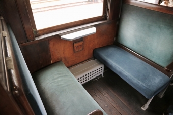ニュース画像：旧型客車の座席
