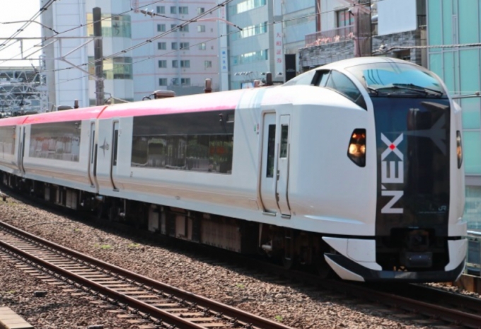 画像：特急「成田エクスプレス」 - 「成田エクスプレス、1月1日から3日まで一部列車を成田駅に停車 新勝寺の初詣需要で」