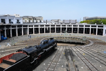 ニュース画像：圧巻の梅小路蒸気機関車庫