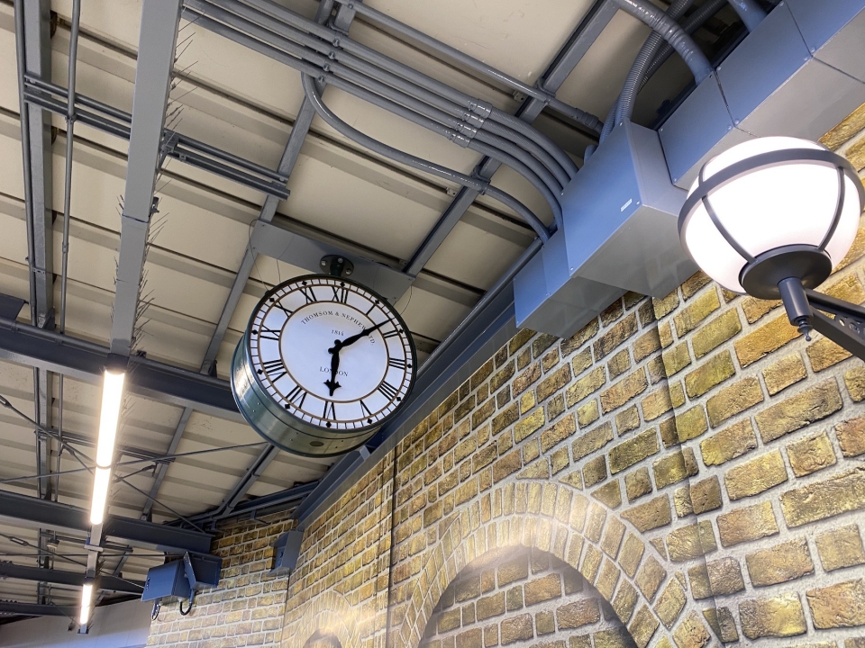 ニュース画像 6枚目：池袋駅1番ホームにある時計