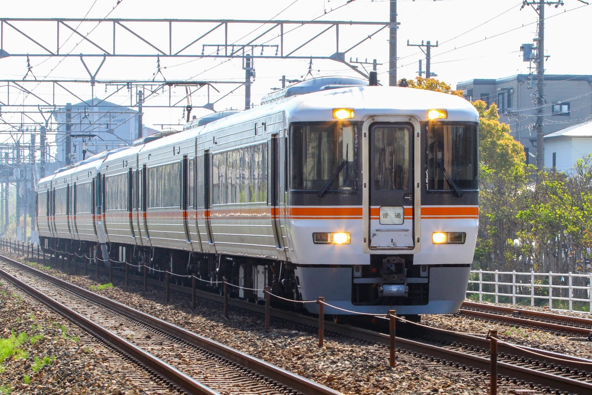 JR東海、臨時急行「ラブライブ！サンシャイン！！」号運転 6月18日