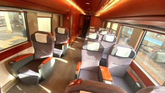 ニュース画像：E655系「和」車内の様子 2023年04月30日乗車