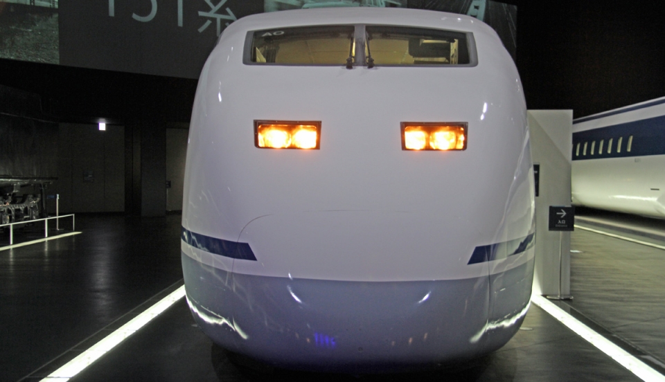 ニュース画像：リニア・鉄道館で展示されている「300X」 - 「リニア・鉄道館、1月2日から2月28日まで300X新幹線の車内特別公開を実施中」