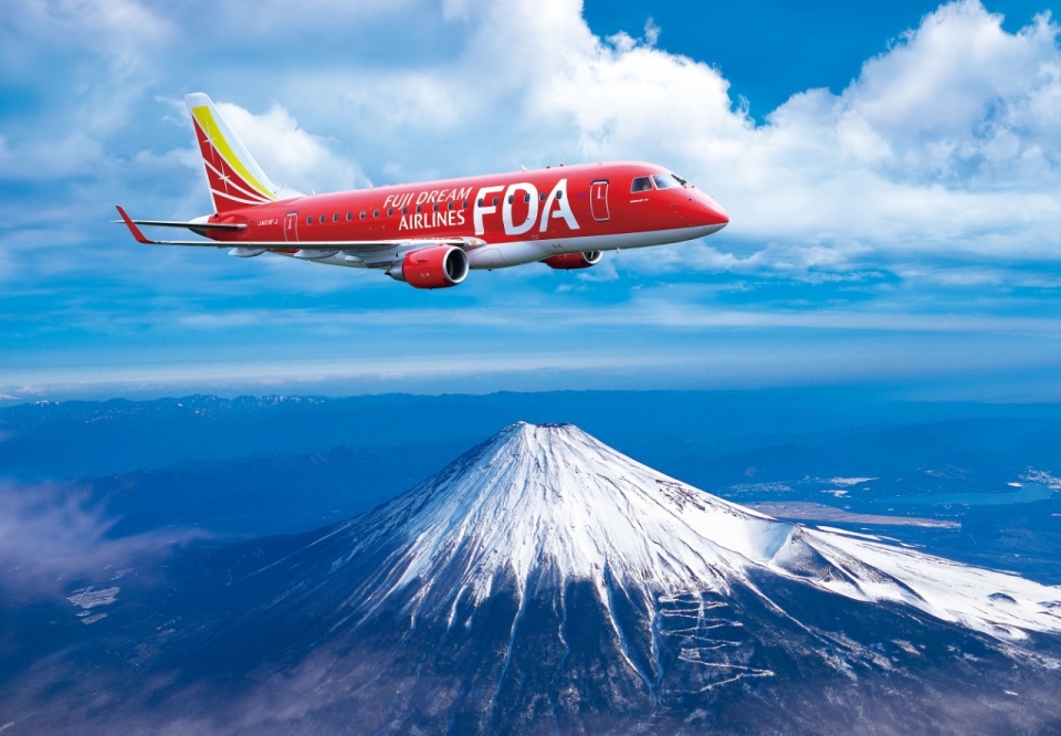 ニュース画像：遊覧飛行 イメージ - 「FDA富士山遊覧飛行と大井川鐵道を楽しむツアー、2024元旦も開催へ」