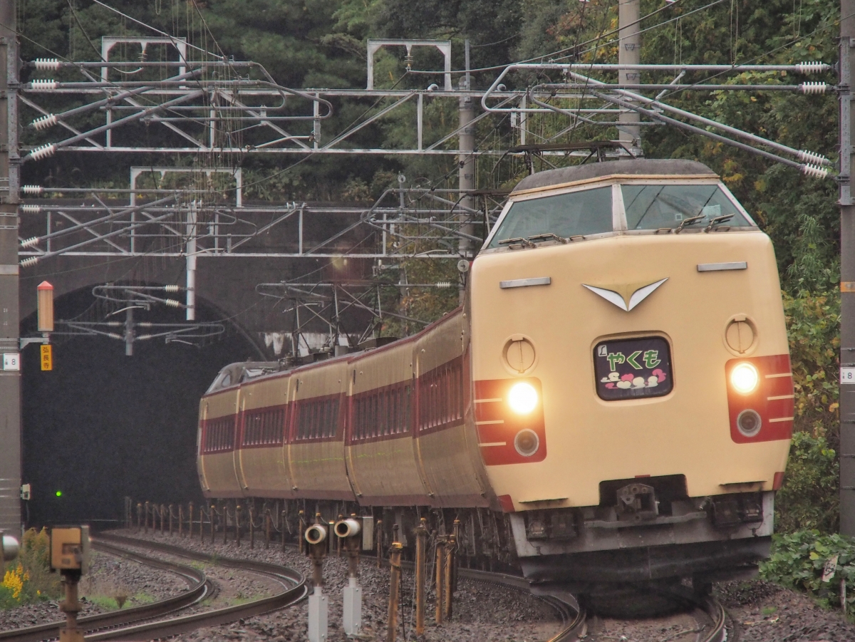 後藤総合車両所 出雲支所見学ツアー、381系国鉄色の撮影・幕回し 12月