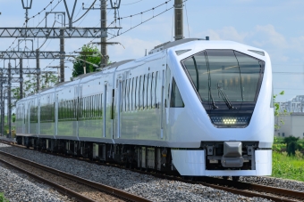ニュース画像：東武鉄道N100系「スペーシア X」 2023年08月17日撮影