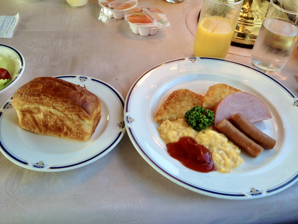 ニュース画像 26枚目：定期運行当時、朝食営業時の「洋朝食」 2014年5月撮影