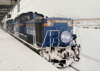 ニュース画像：函館駅で撮影した「北斗星」北海道内牽引担当　DD51形ディーゼル機関車(重連)