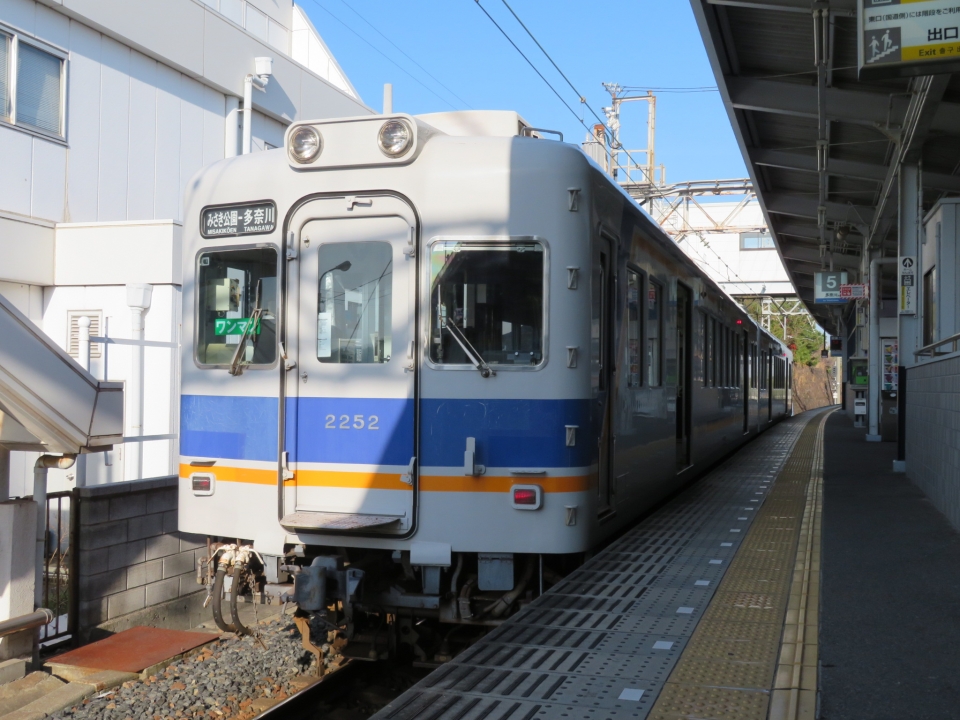 ニュース画像：南海22000系「2252」 2019年12月25日撮影 - 「銚子電鉄の“新型”22000形、3月29日運行開始！元南海2200系」