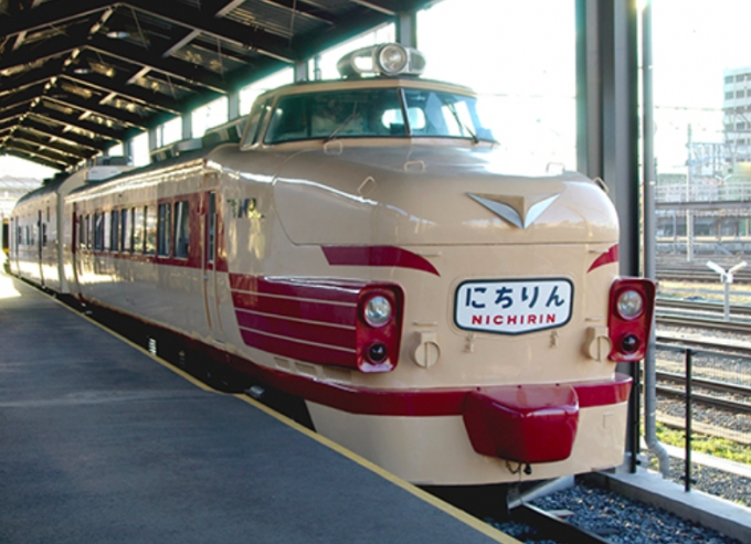 ニュース画像：クハ481-603 - 「九州鉄道記念館、常設展示の「クハ481-603」と「クハネ581-8」で塗装修復工事」