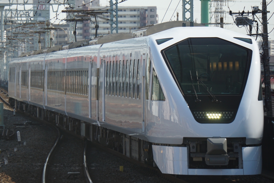 ニュース画像 1枚目：東武鉄道N100系 2023年09月17日撮影