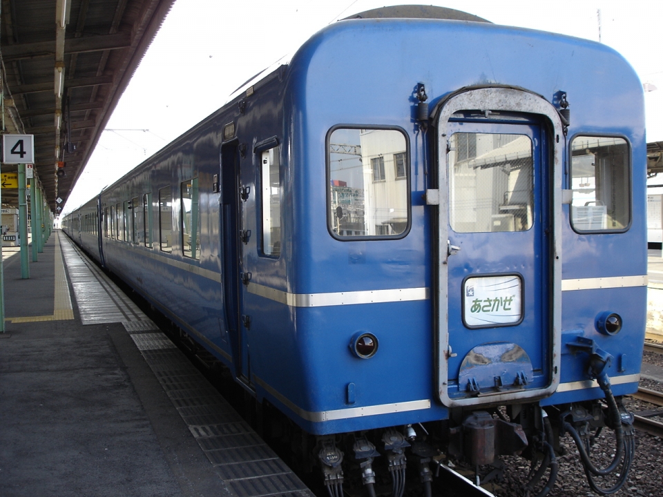 ニュース画像 3枚目：「あさかぜ」24系客車　下関駅にて