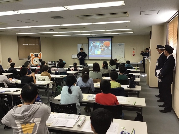 ニュース画像：前回のイベントの様子 - 「相鉄、大人気！子ども向け“スジ屋”体験イベント「第3回 そうてつダイヤ作成LABO」9月15日開催」