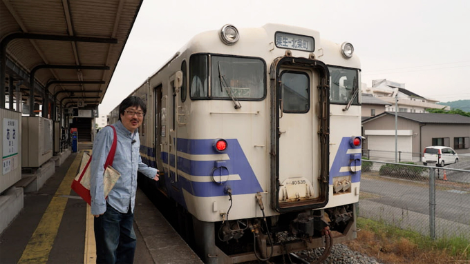 BS-TBS「麺鉄」は初夏の関西！六角精児・市川紗椰登場 国鉄色キハ40も