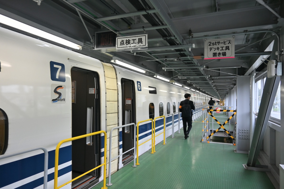 N700S新幹線、バッテリ自走で踏切通過したぞ〜！！JR東海 超人気ツアー