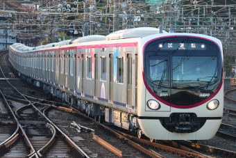 JR東日本 サロ211-1004 (211系) 車両ガイド | レイルラボ(RailLab)