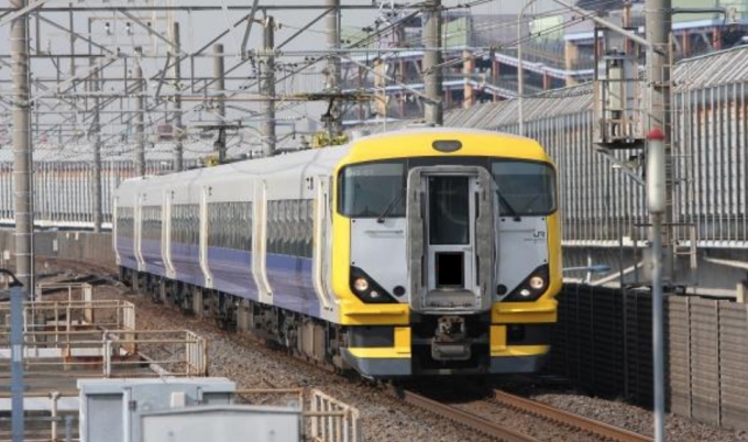 ニュース画像：「山梨富士」や「富士山」で使用される E257系 - 「JR東、夏期の快速「山梨富士」や「富士山」など富士急行への直通列車は122本」