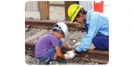 ニュース画像：大物実習所での体験イメージ - 「阪神電鉄、小学生を対象に線路の点検体験ができる催しを開催 8月24日」