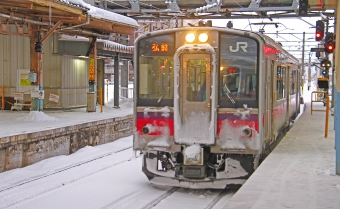 ニュース画像：奥羽本線の701系 - 「奥羽本線、「七夕どうろうまつり」に合わせ臨時列車 8月5日から7日」