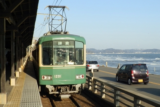 ニュース画像：江ノ島電鉄線 - 「江ノ電、7月8日は一部区間を運転見合わせ 「小動神社天王祭」開催で」
