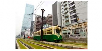 画像：貸切電車 イメージ - 「阪堺電軌、関空の機内食工場&裏側探検ツアー 参加者を募集」