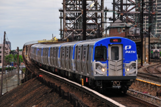 ニュース画像：通勤電車 PA-5 - 「川崎重工、ニューヨークのPATH向け通勤電車を追加受注へ」