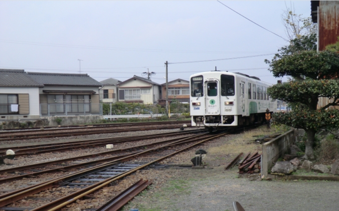 画像：島原鉄道の車両 - 「島原鉄道、「がまだす花火大会」にあわせ臨時列車を運転 8月30日」