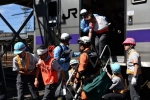 ニュース画像：救助・避難誘導訓練 - 「JR東日本、8月31日に総合防災訓練実施へ 震度6強の地震発生を想定」