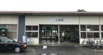 画像：二島駅駅舎 - 「JR九州、若松線の二島駅駅舎を活用した事業プランと運営者を募集」