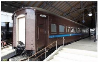 画像：マロネフ59形1号車 - 「京都鉄道博物館、SL三重連の特別展示や皇室・貴賓客用の車内公開を実施」