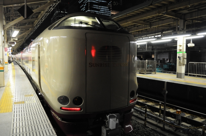 ニュース画像：サンライズエクスプレス - 「「サンライズ瀬戸」、2018年10月・11月も一部列車が琴平駅まで延長運転」