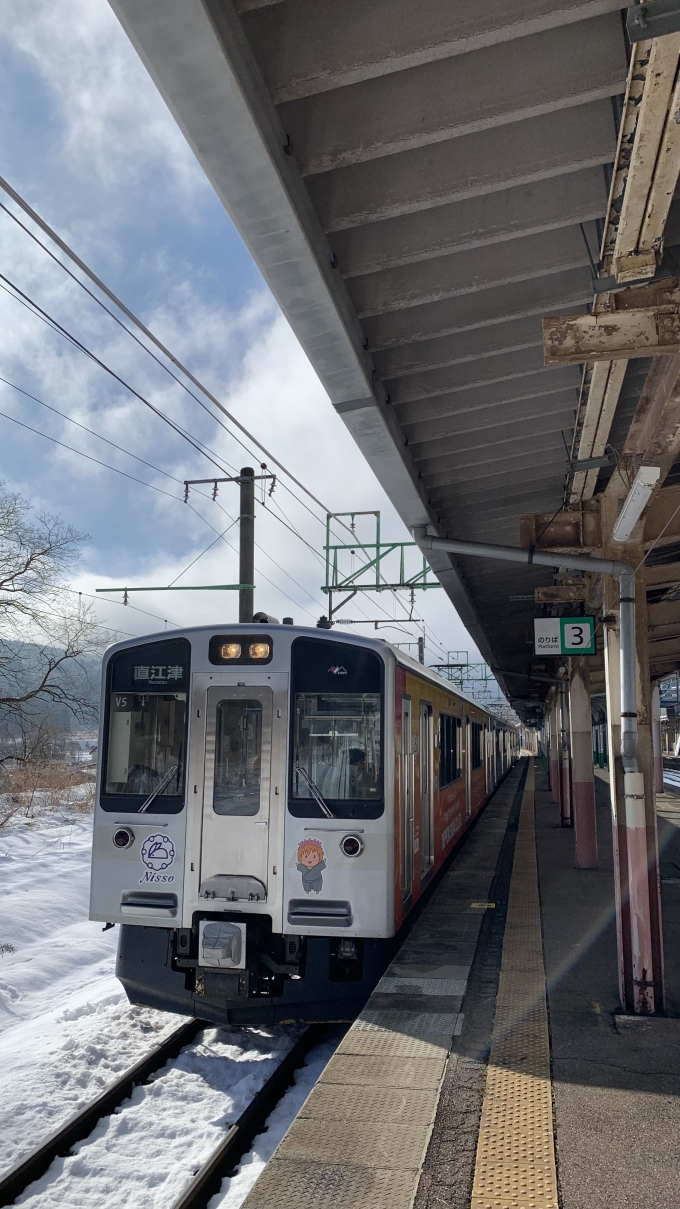 鉄道乗車記録の写真:乗車した列車(外観)(1)        「妙高はねうまライン初乗車」
