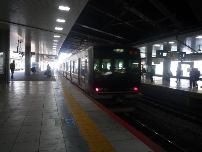 鉄道乗車記録の写真:列車・車両の様子(未乗車)(10)     「207系かな?」