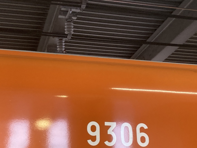 鉄道乗車記録の写真:車両銘板(2)        「9306」