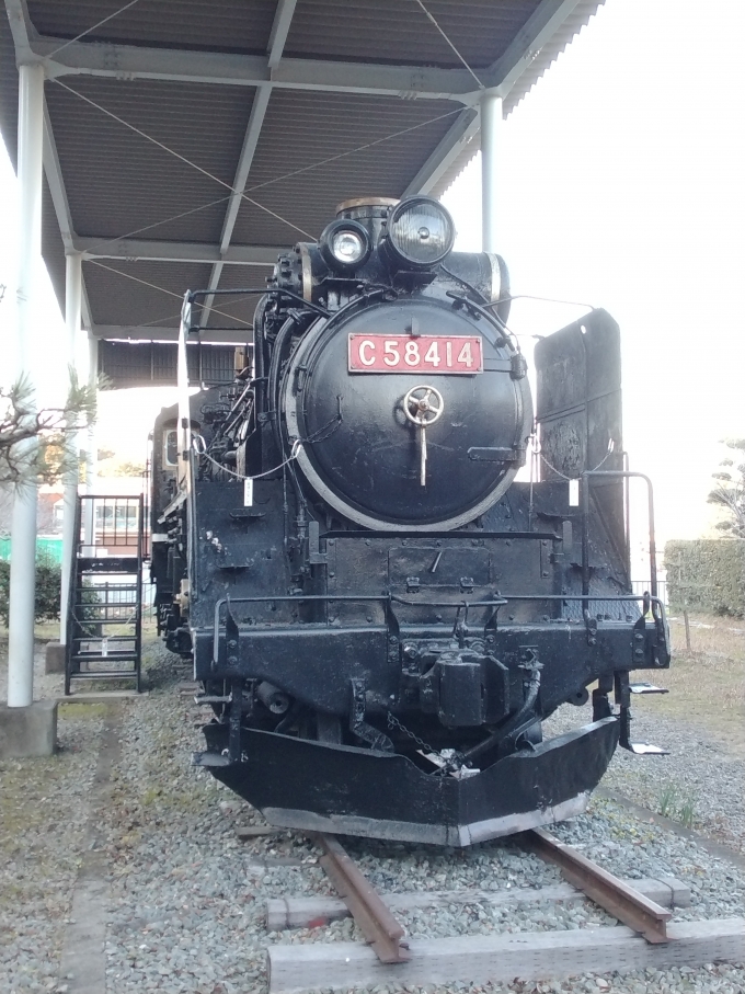 鉄道乗車記録の写真:列車・車両の様子(未乗車)(3)        「C58-414
田丸城跡公園に静態保存されている。」
