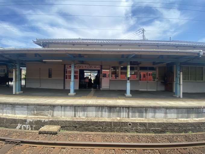 鉄道乗車記録の写真:駅舎・駅施設、様子(2)        「列車から見る駅の様子」
