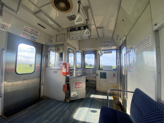 鉄道乗車記録の写真:車内設備、様子(4)        「キハ3710の運転席付近の様子」