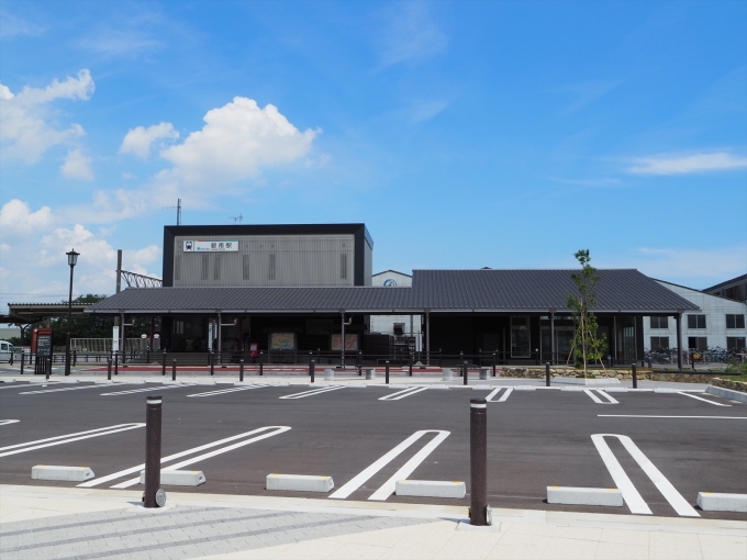 鉄道乗車記録の写真:駅舎・駅施設、様子(3)        「新しい碧南駅舎」