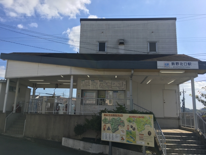 奈良県 写真:駅舎・駅施設、様子