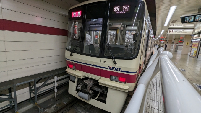鉄道乗車記録の写真:乗車した列車(外観)(1)        「新宿駅3番線で3回待ったら来ました。(運用調査未使用)
日立GTO-VVVFはたまんないです...」