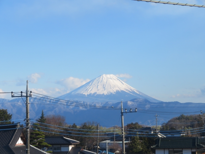 鉄道乗車記録の写真:車窓・風景(8)     「新府ではめちゃくちゃ綺麗に富士山が見えました。」